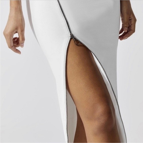 ALIX NYC Grimes Dress - Picture 3 of 13